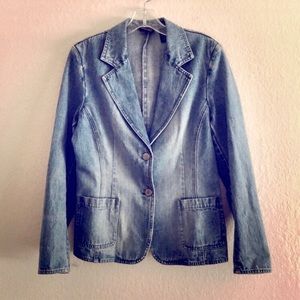 ☃️3 for $30☃️ Vintage Denim Blazer